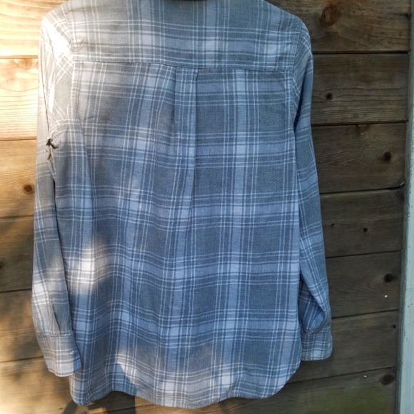 Old Navy Gray Plaid button down*NWT* - Picture 3 of 3